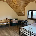Stajnia Kaliska Farm stay Lochow